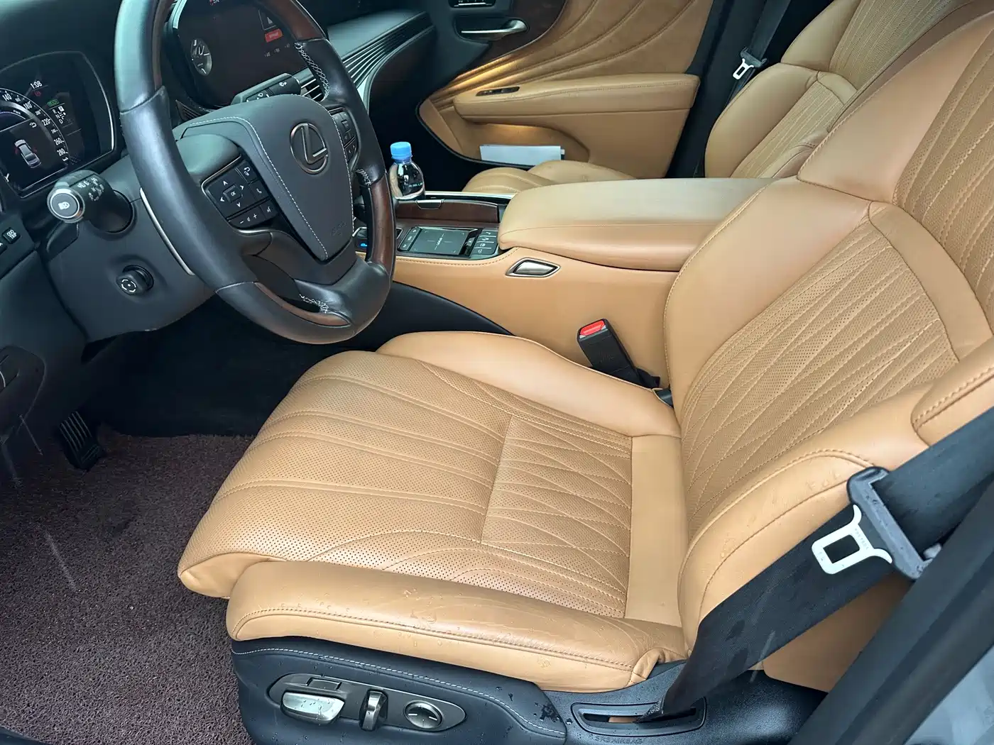 Lexus LS 2022 2021 500h Premium Edition