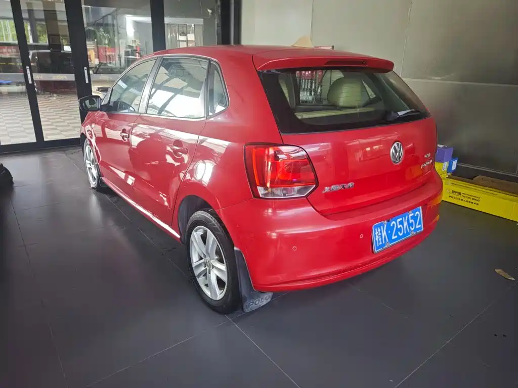صورة 6 - Volkswagen Polo