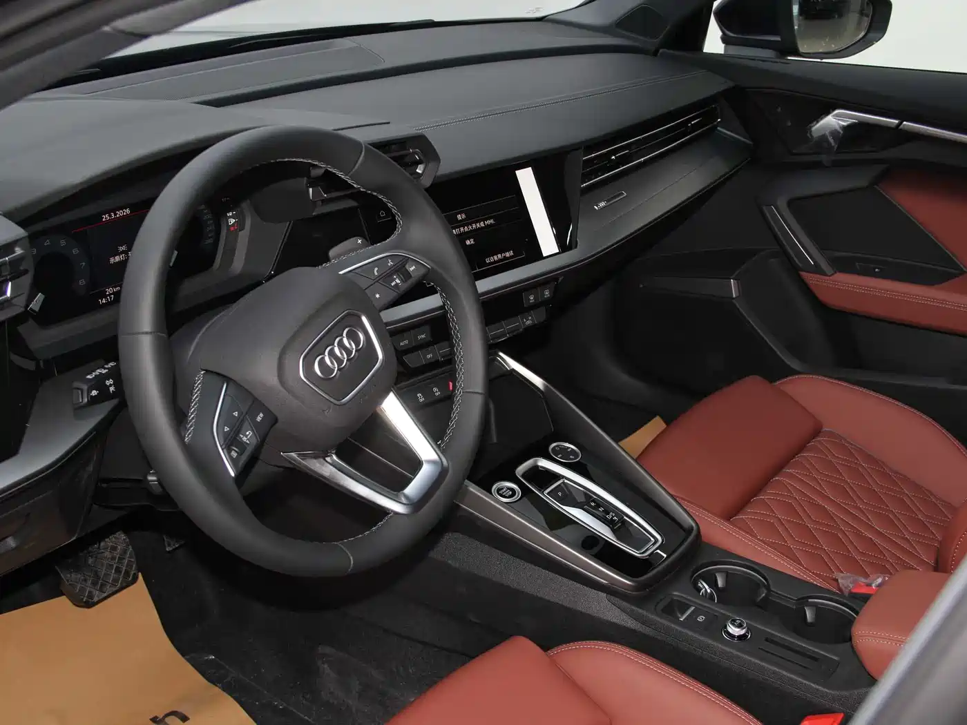 Audi A3 2025 Facelift Sportback 35TFSI Flying Spur Premium фото 23