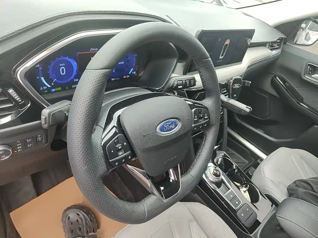 Ford Escape 2023 2020 EcoBoost 245 2WD Smart Premium Edition