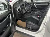 Фото 16 - Geely Coolray