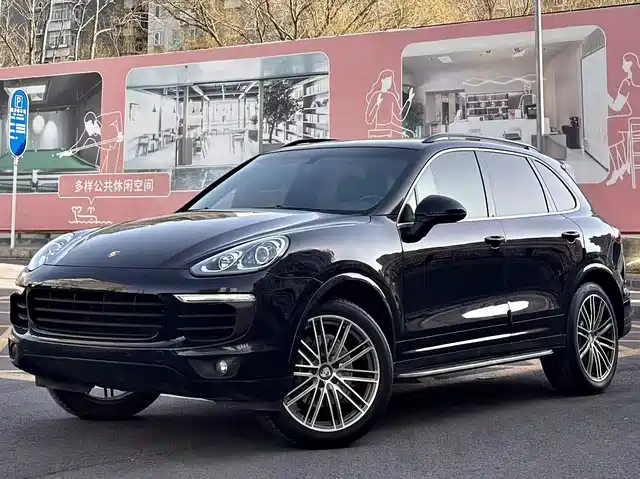 PORSCHE CAYENNE
