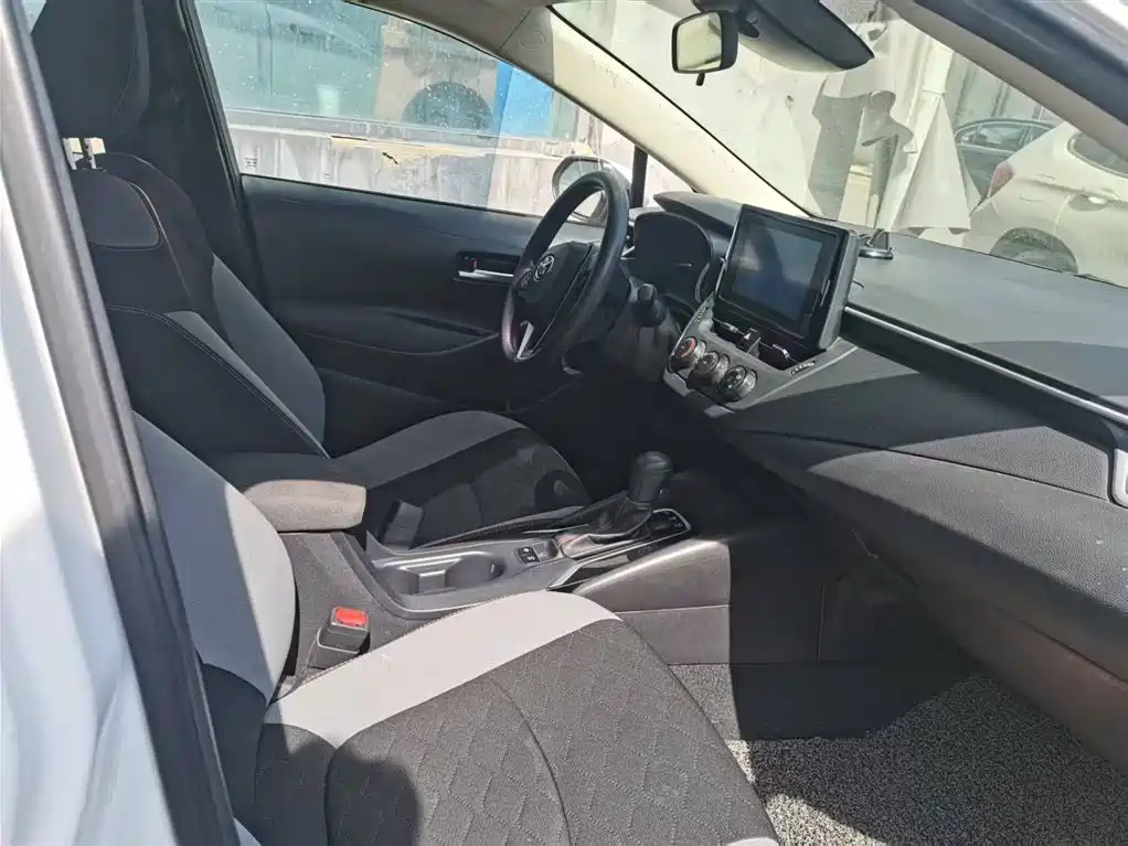 Toyota Corolla 2023 1.2T Pioneer Edition фото 10