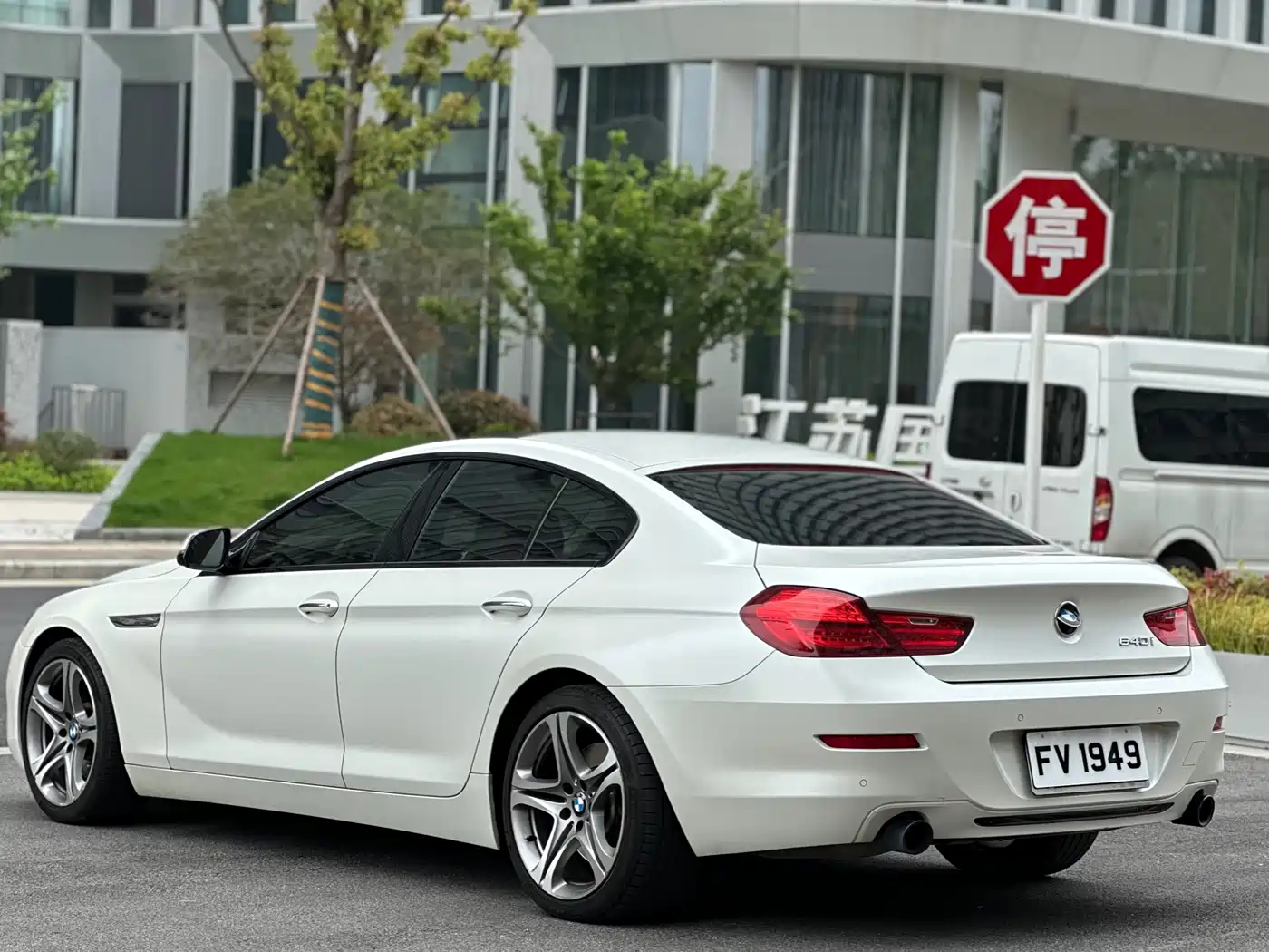 BMW 6 Series 2016 640i Gran Coupe фото 39
