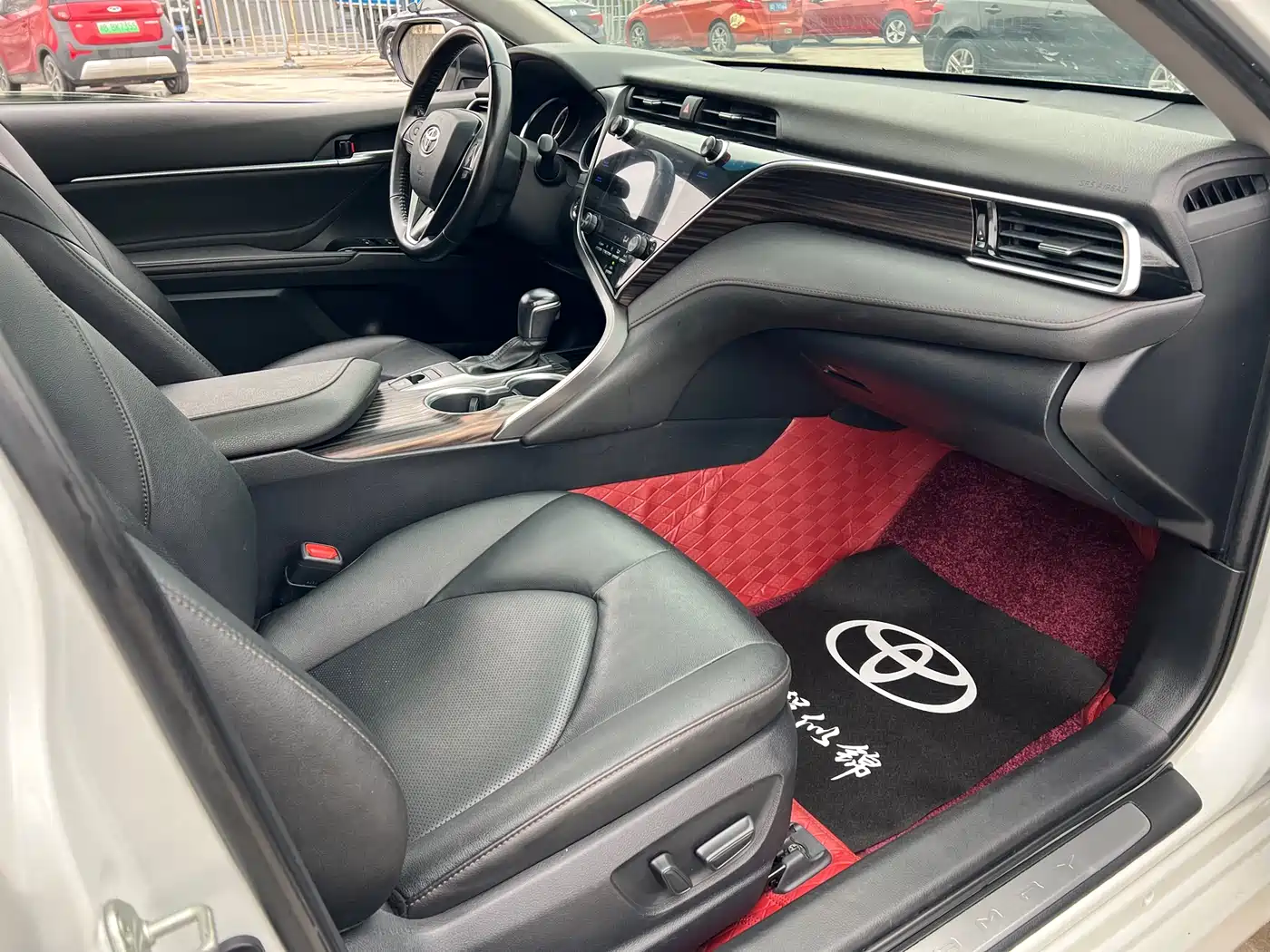 Toyota Camry 2019 Facelift 2.0G Luxury Edition фото 12