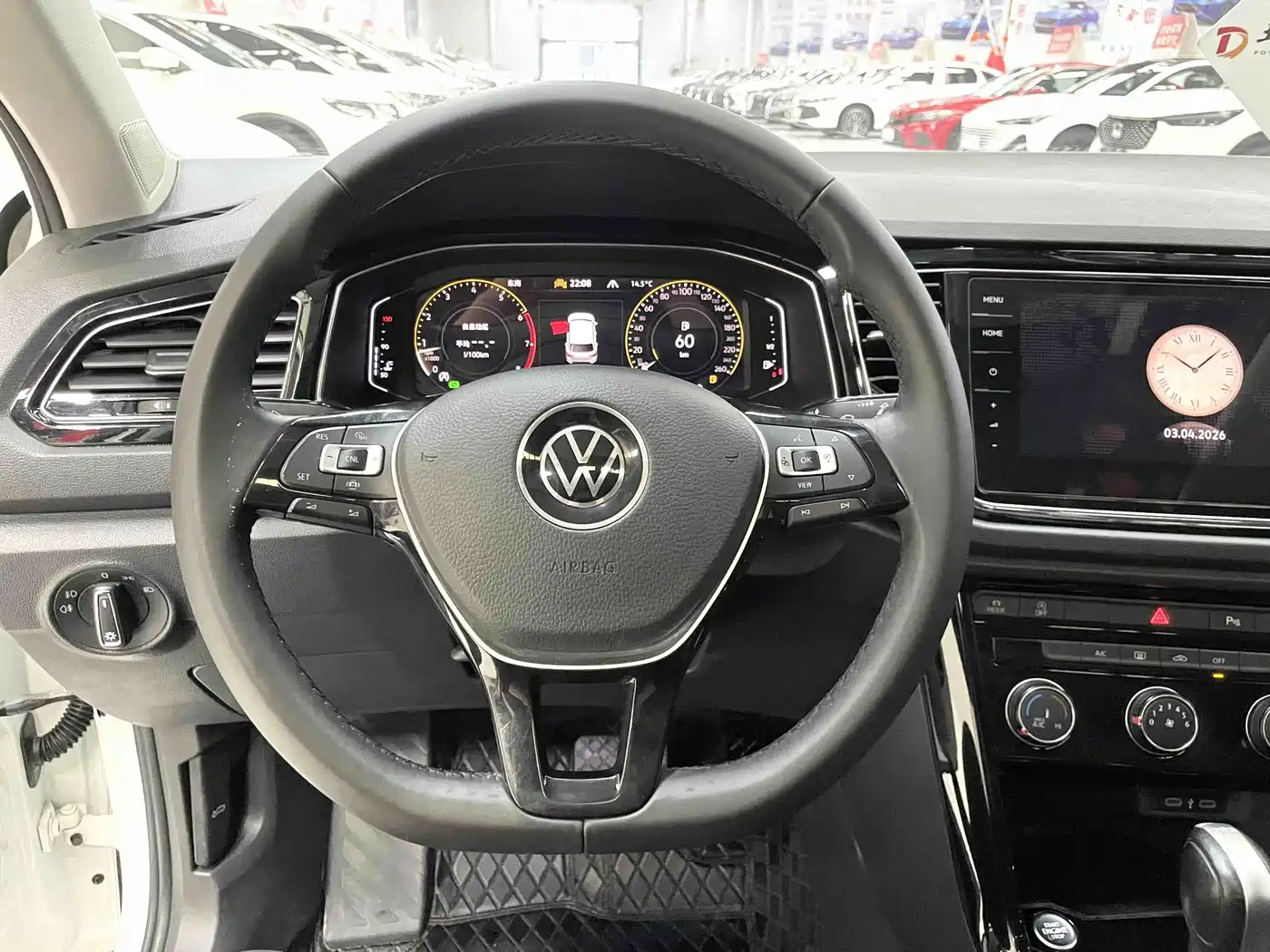 Volkswagen T-ROC 2022 280TSI DSG 2WD Comfort PLUS фото 8