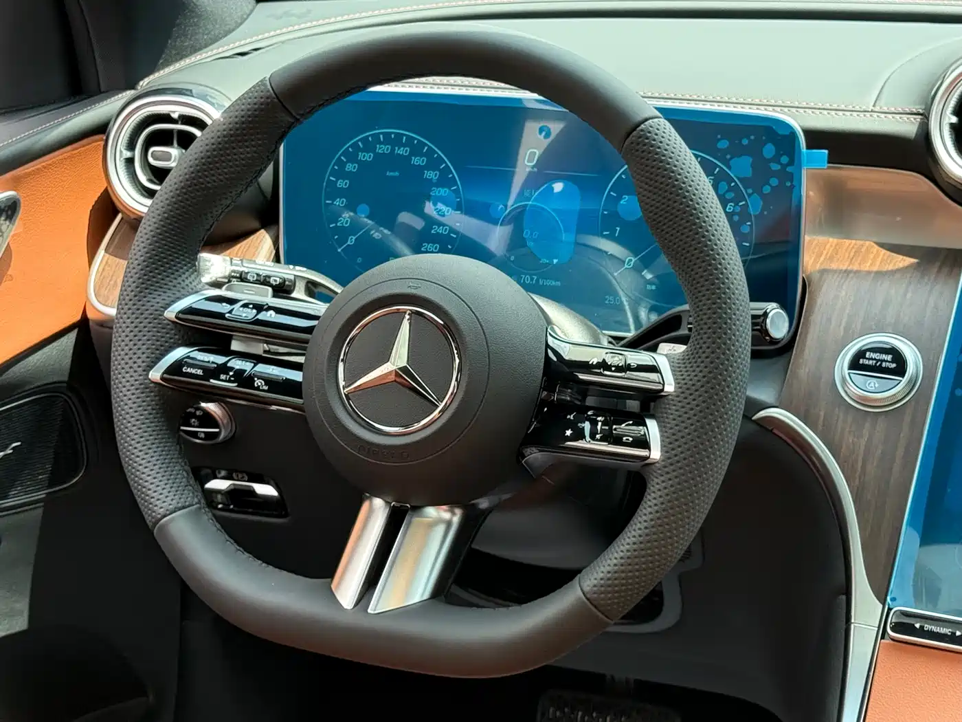 Mercedes-Benz GLC 2025 GLC 300 L 4MATIC Dynamic 5-seater фото 24