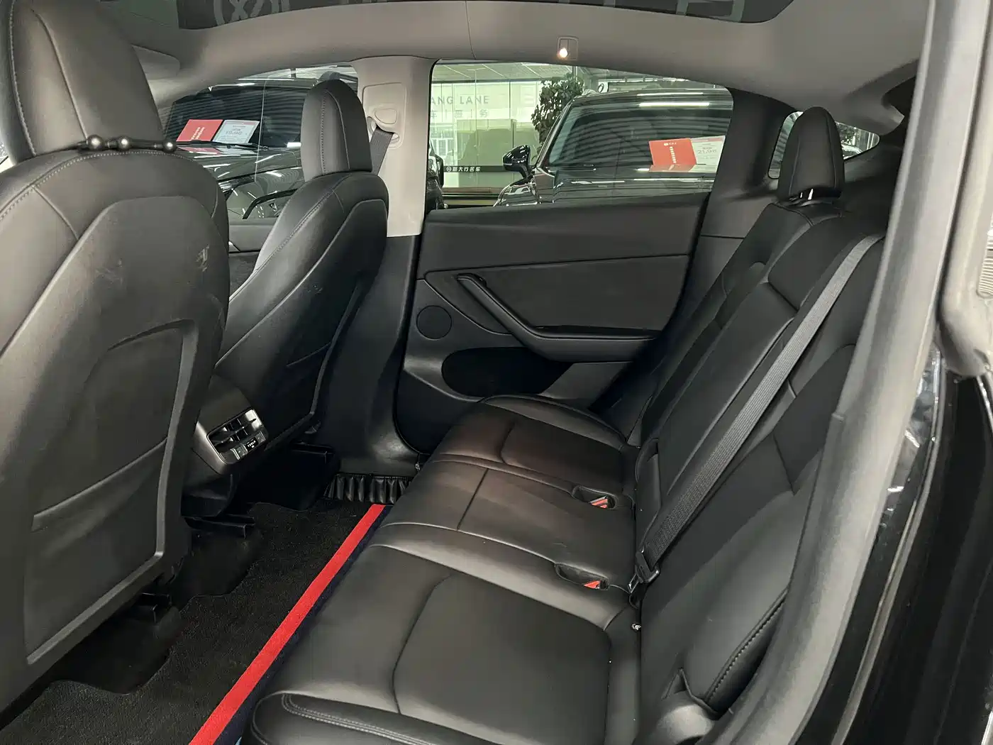 Фото 5 - Tesla Model Y