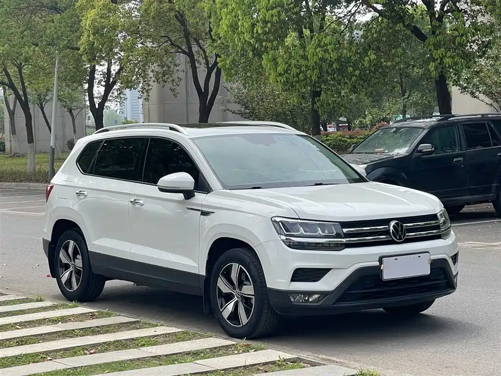 Volkswagen Tharu 2021 Model 280TSI 2WD Comfort Edition фото 4