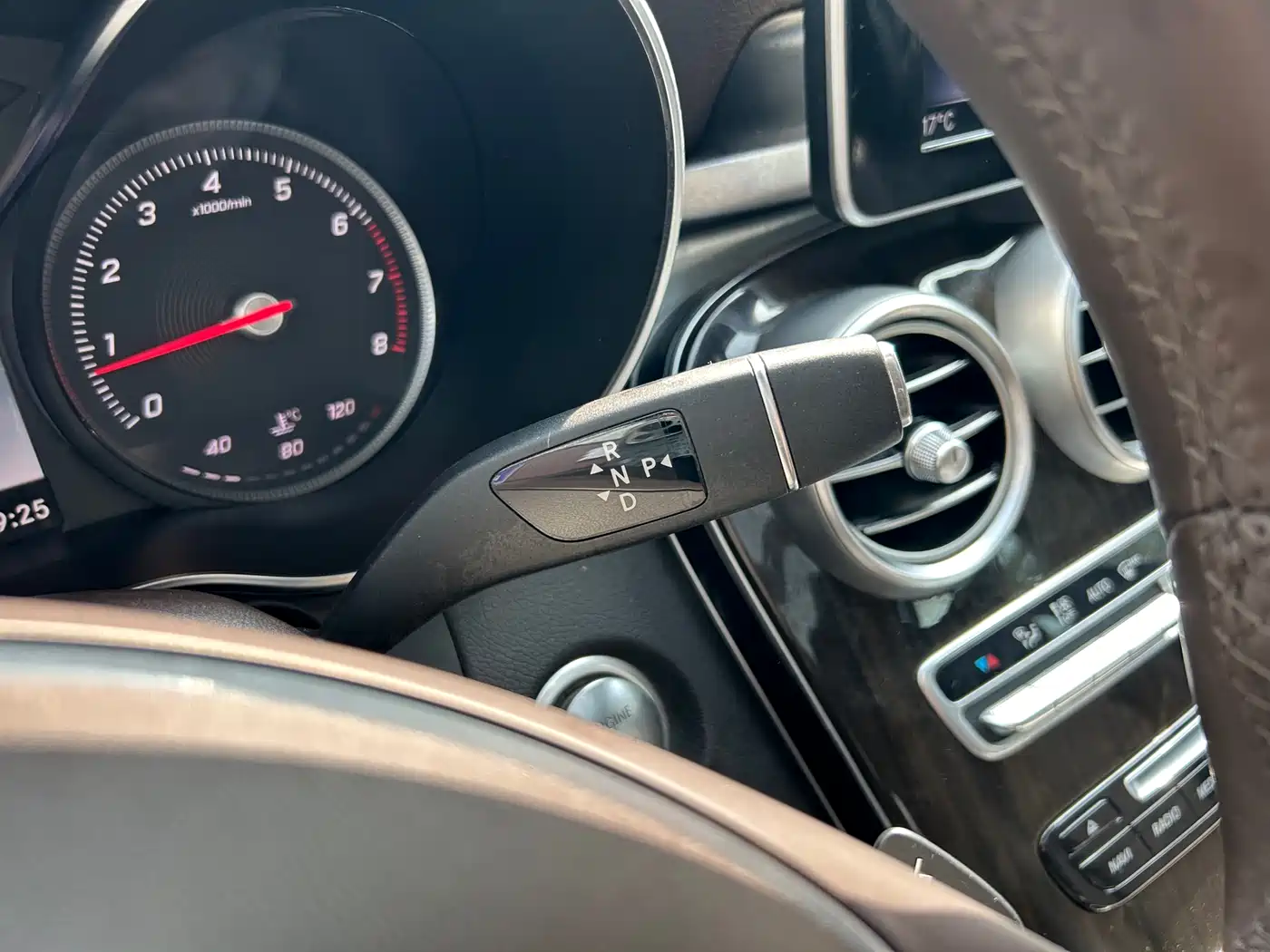Mercedes-Benz GLC 2018 GLC 260 4MATIC Dynamic фото 19