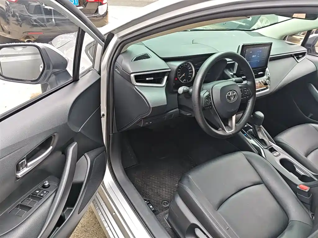 Toyota Corolla 2021 1.2T S-CVT Elite PLUS Edition фото 16