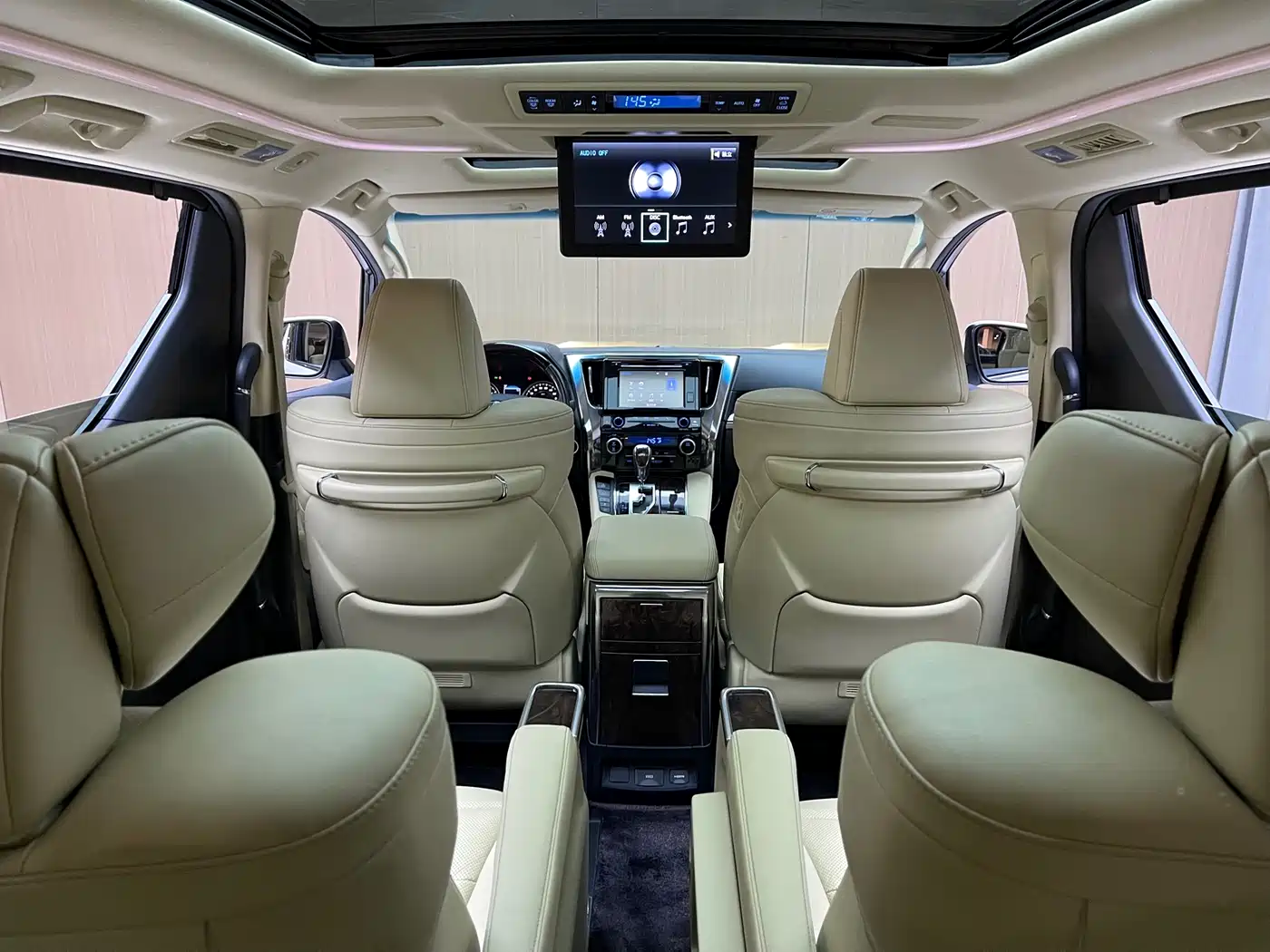 Toyota Alphard 2018 Facelift 3.5L Luxury Edition фото 9
