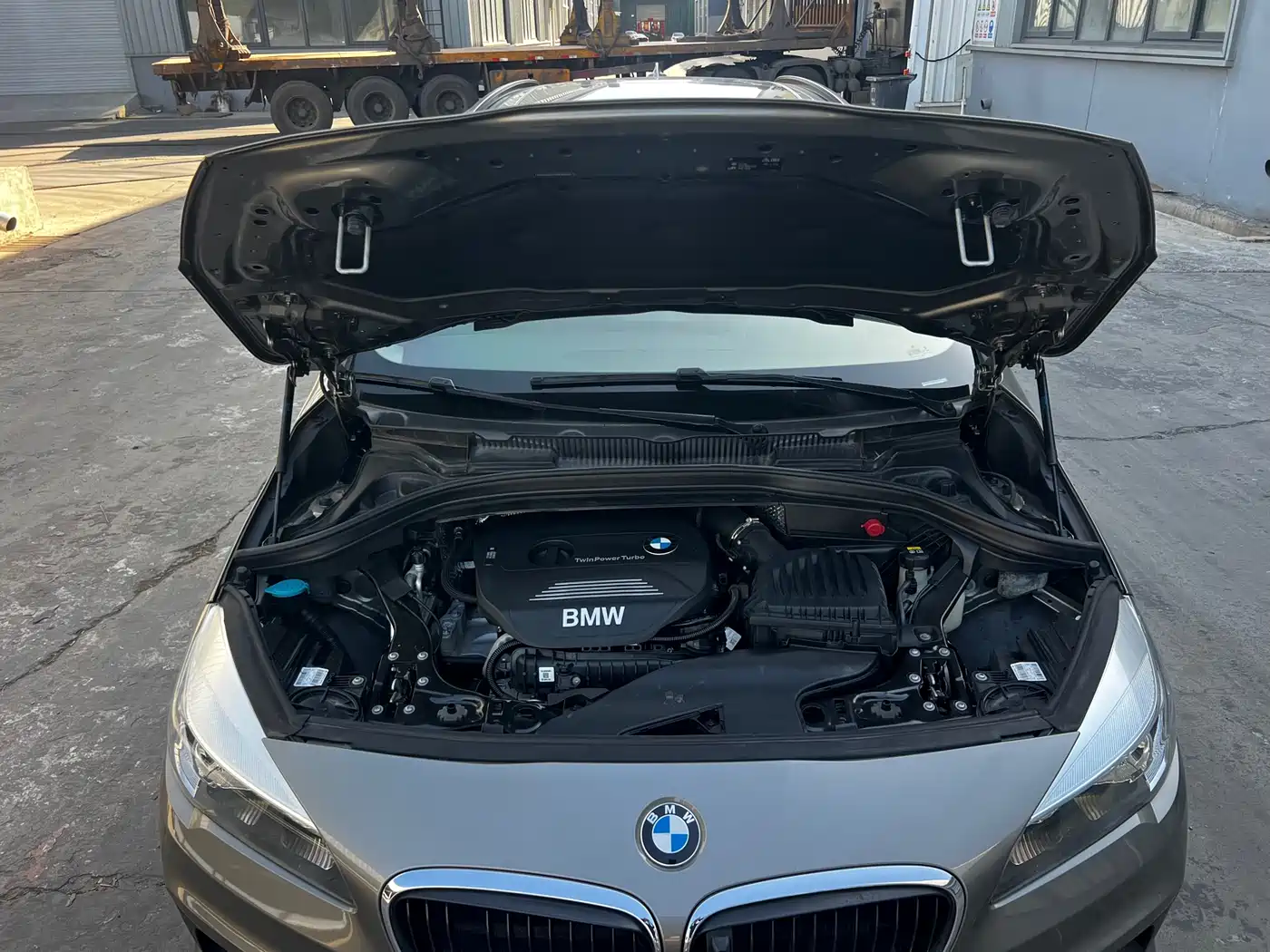 BMW 2 Series Touring 2016 218i Fashion Model фото 12