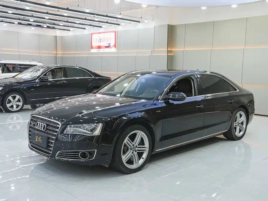 Audi A8 2012 — пригон из Китая