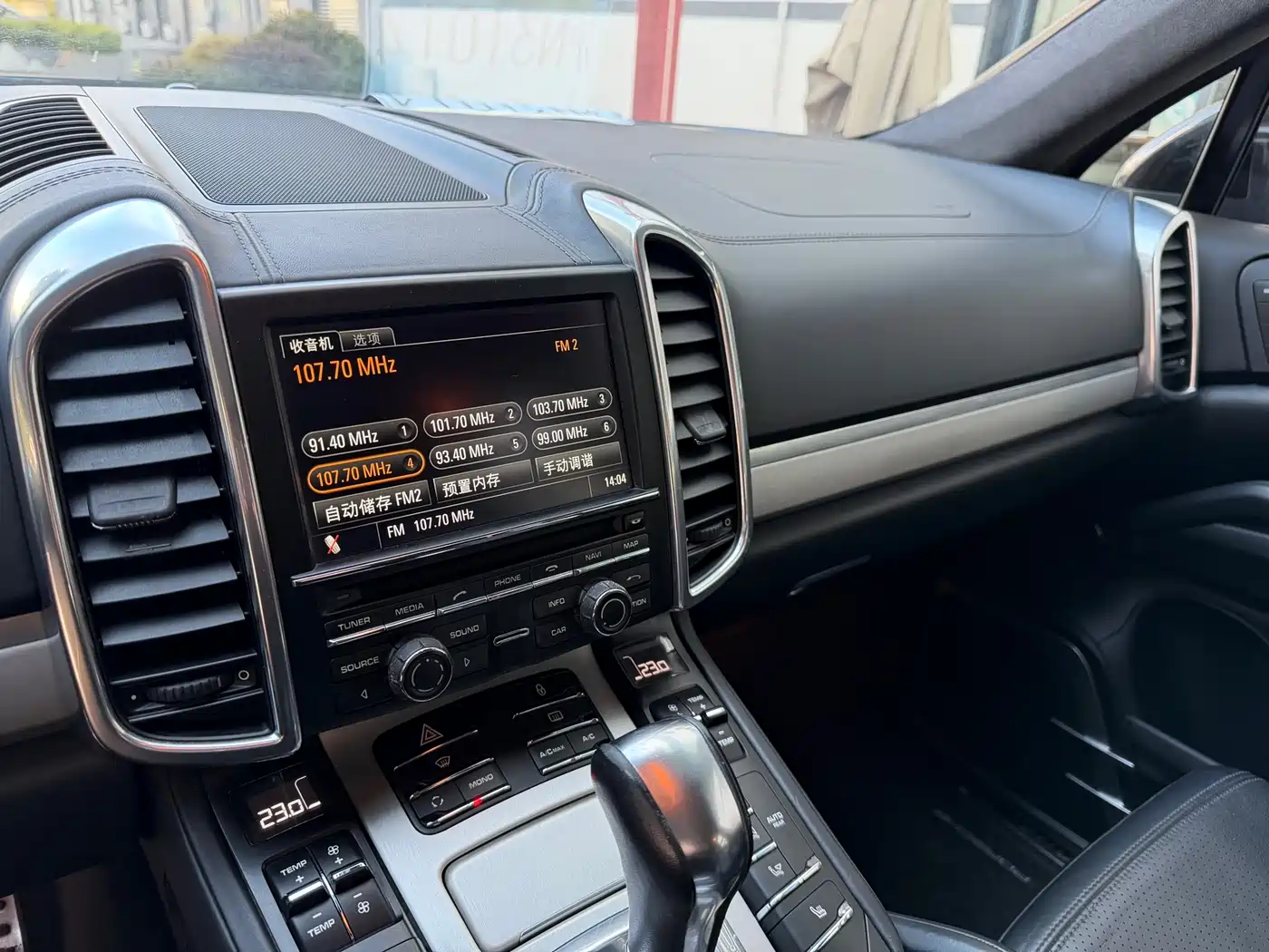 Porsche Cayenne 2011 Cayenne Turbo 4.8T фото 13