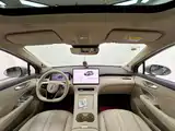 Photo 18 - Shangjie SUV