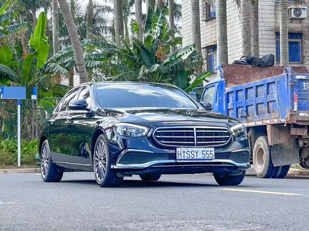 Mercedes-Benz E-Class 2023 E 260 L фото 3