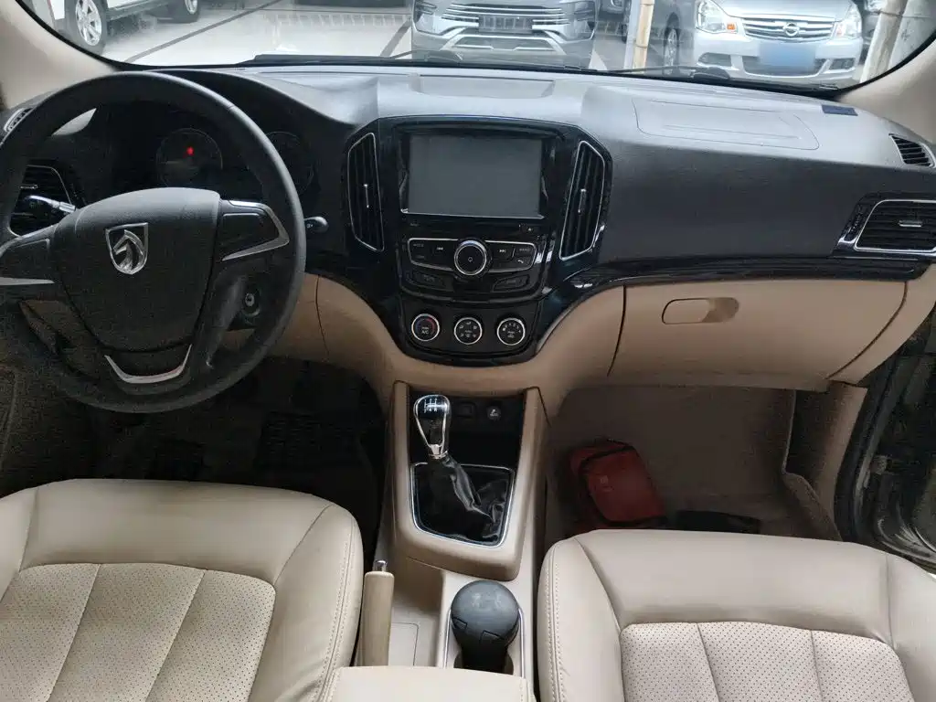 صورة 14 - Baojun 730