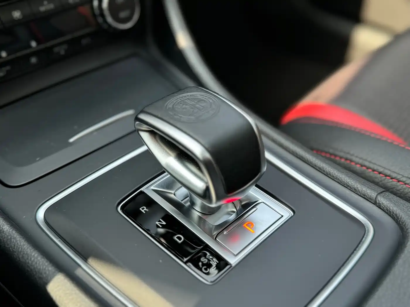 Mercedes-Benz A-Class AMG (Import) 2014 AMG A 45 4MATIC фото 8