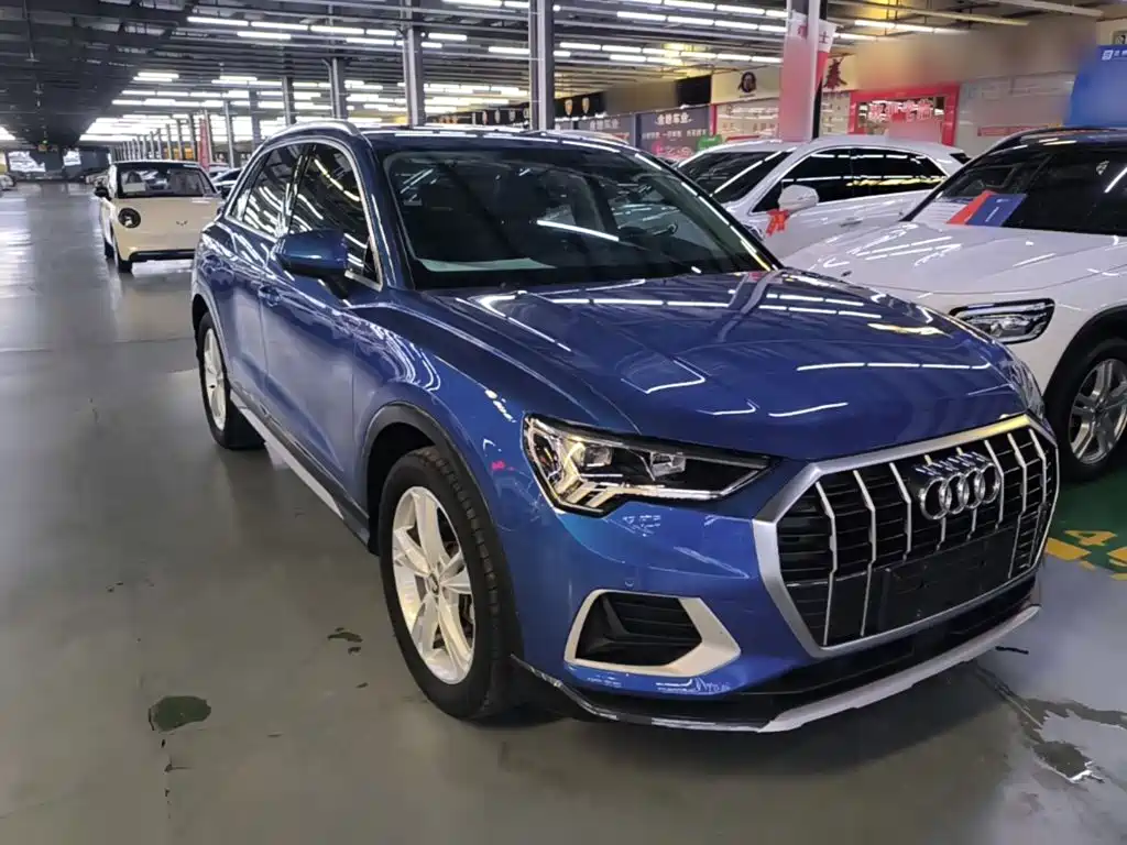 Фото 4 - Audi Q3