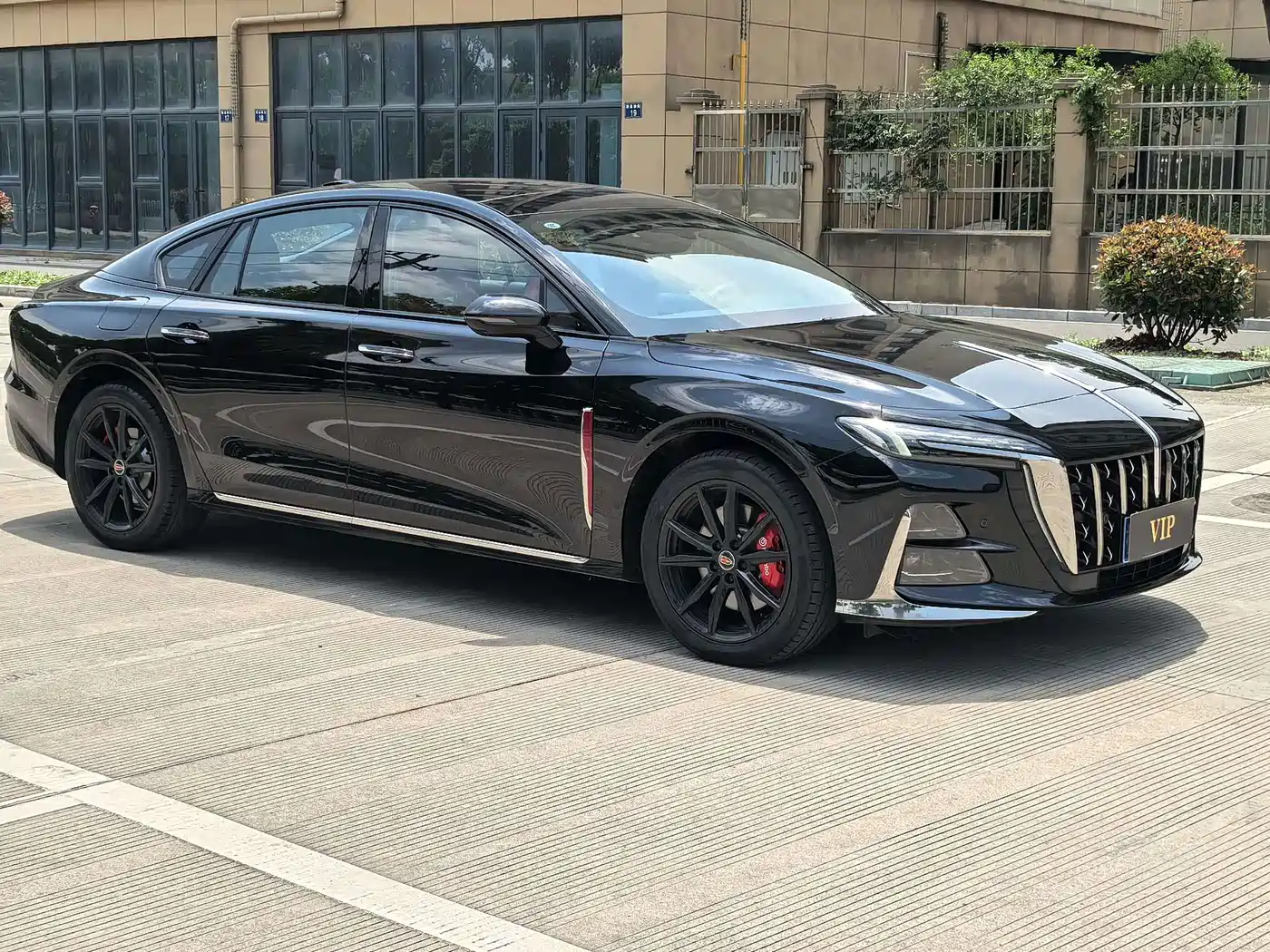 Hongqi H6 2025 2025 Model 2.0T Fashion Edition