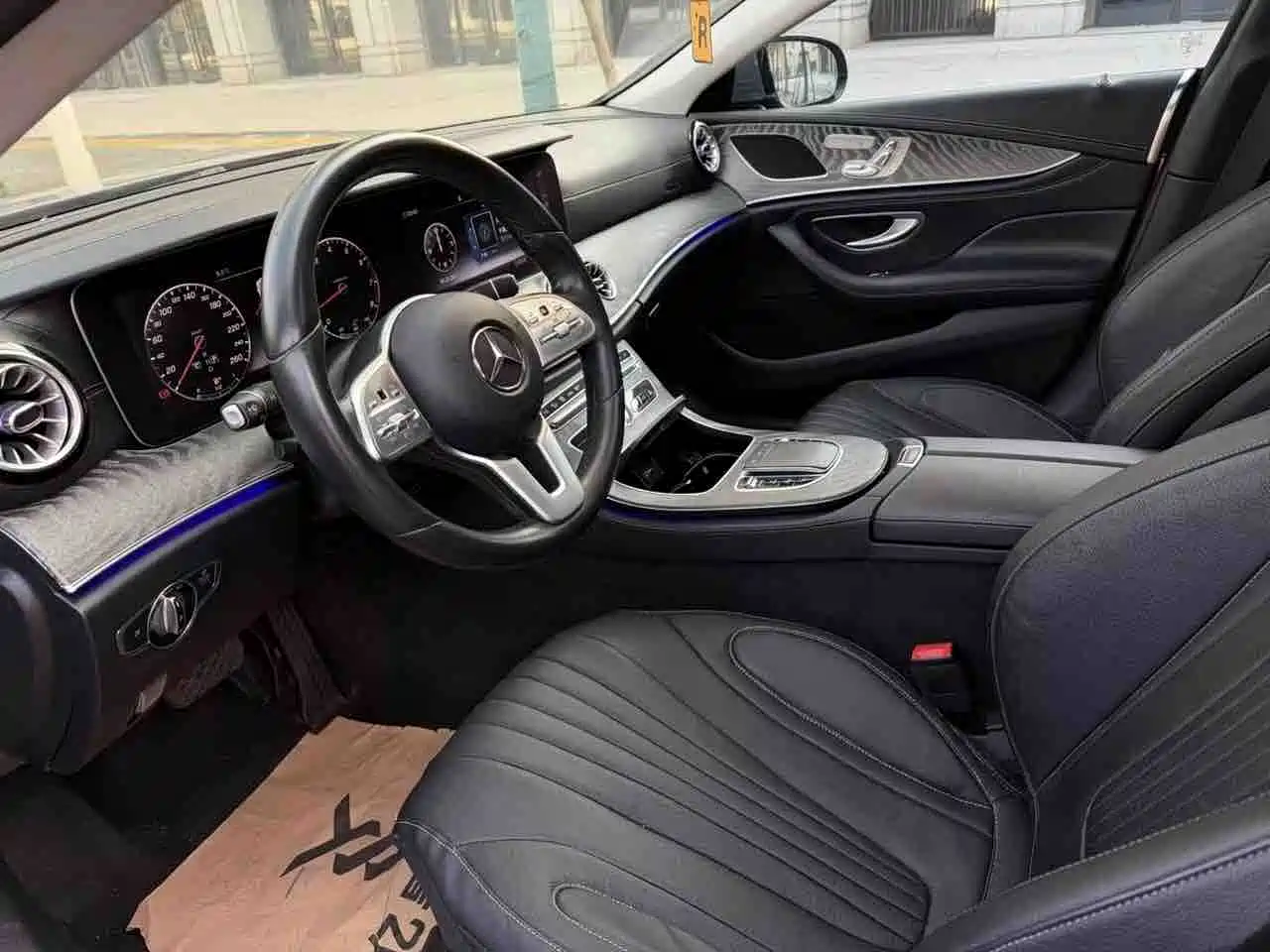 MERCEDES-BENZ CLS