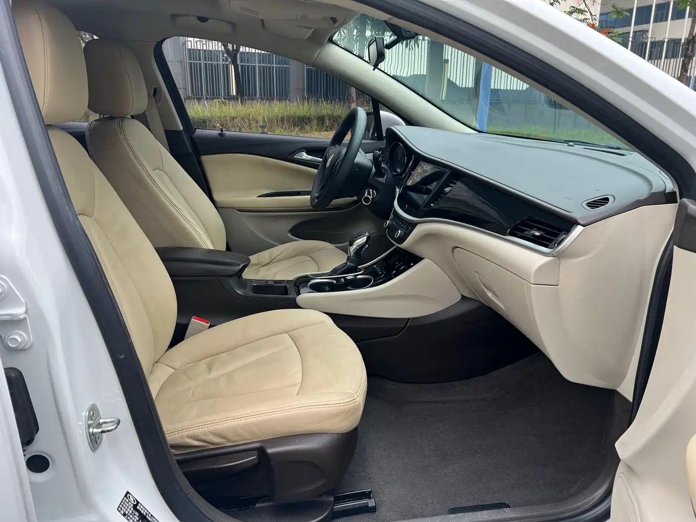 Buick Verano 2017 Sedan 15S Automatic Progressive фото 10