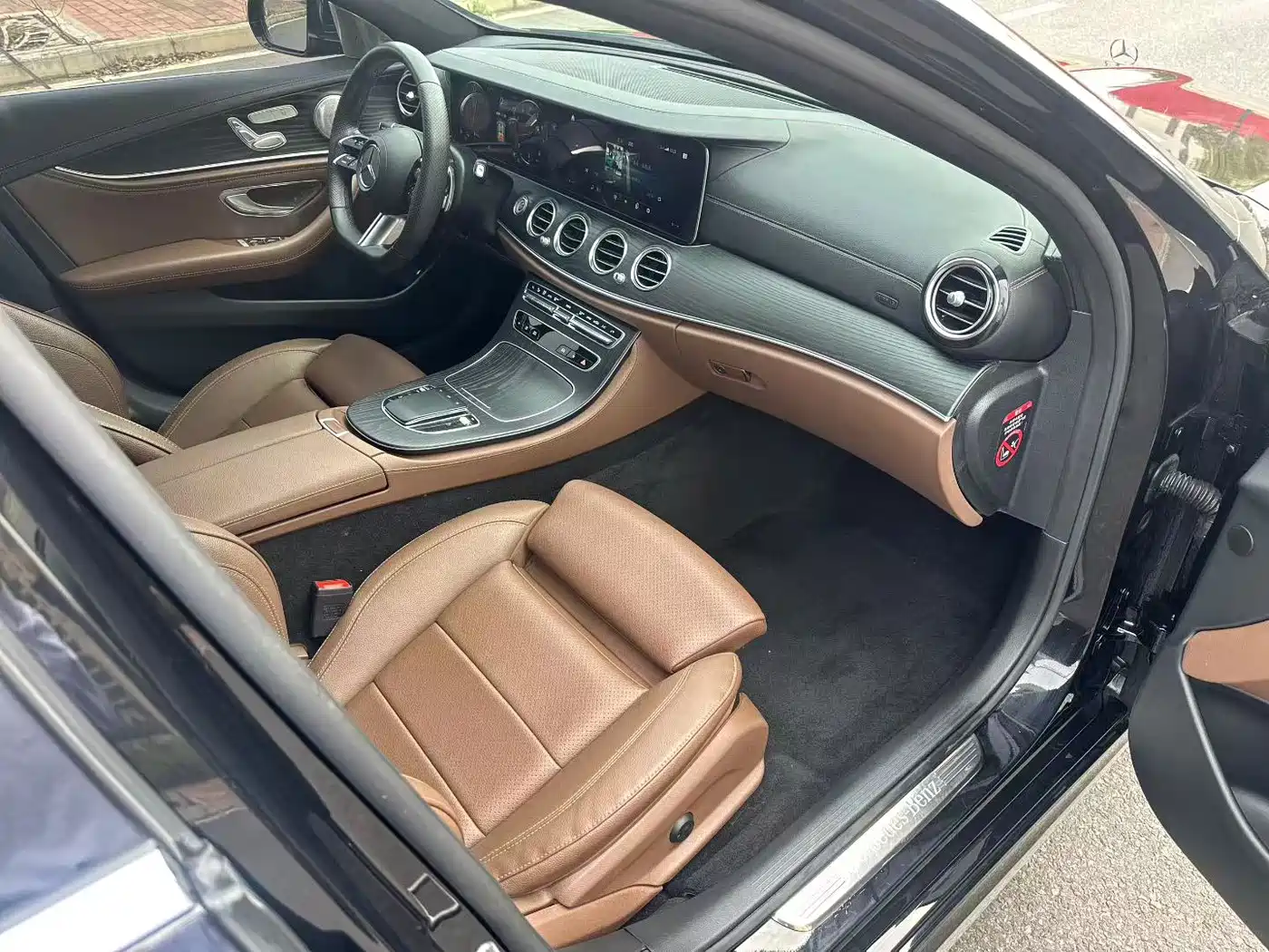 Mercedes-Benz E-Class 2022 Model Facelift II E 260 L Sport фото 5