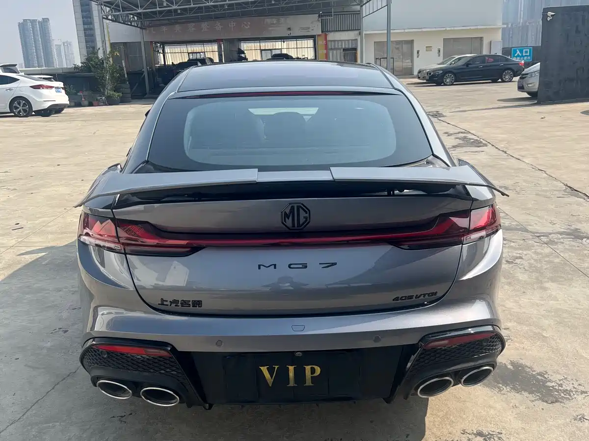 MG MG7
