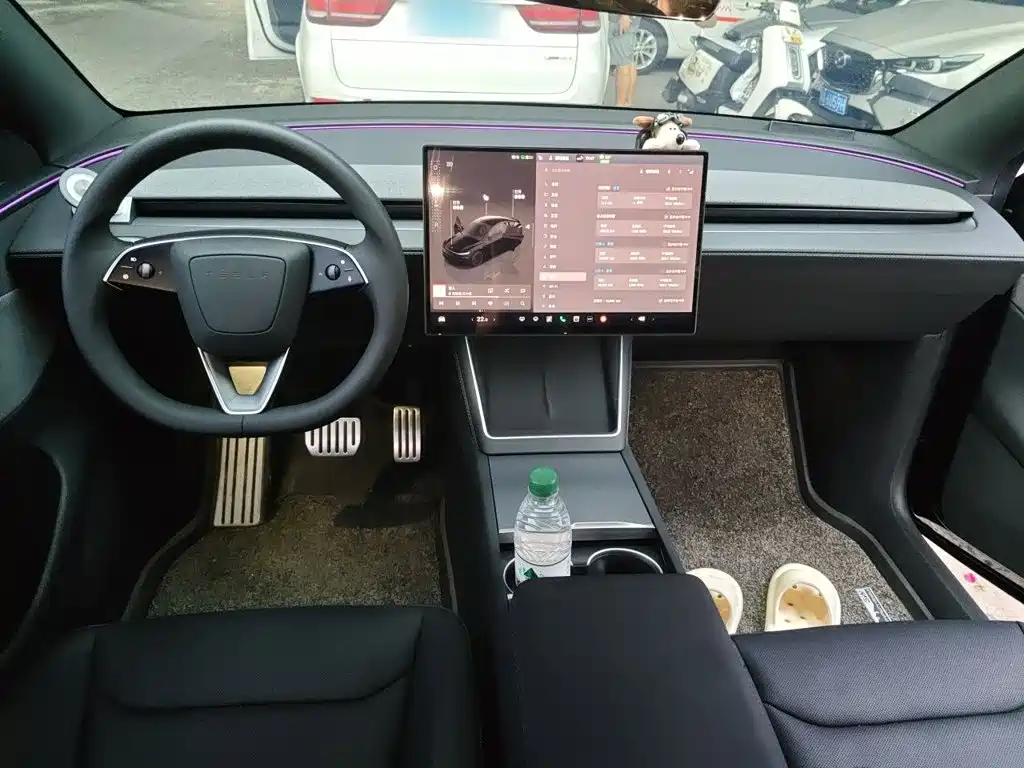 Tesla Model Y 2026 2026 Rear-Wheel Drive