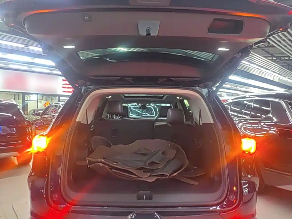 Buick Enclave 2023 2022 652T 2WD Premium 7-Seater