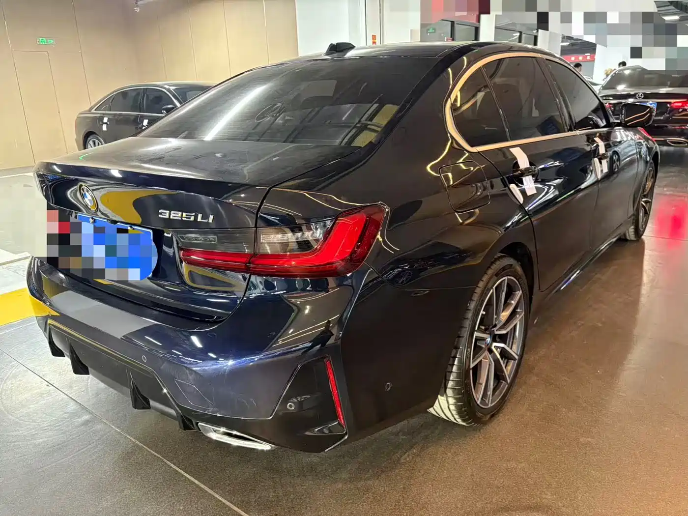 BMW 3 Series 2023 325Li M Sport Package фото 18