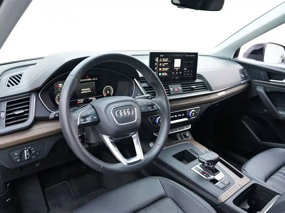 Audi Q5L 2022 Facelift 40T Luxury Elegance фото 6