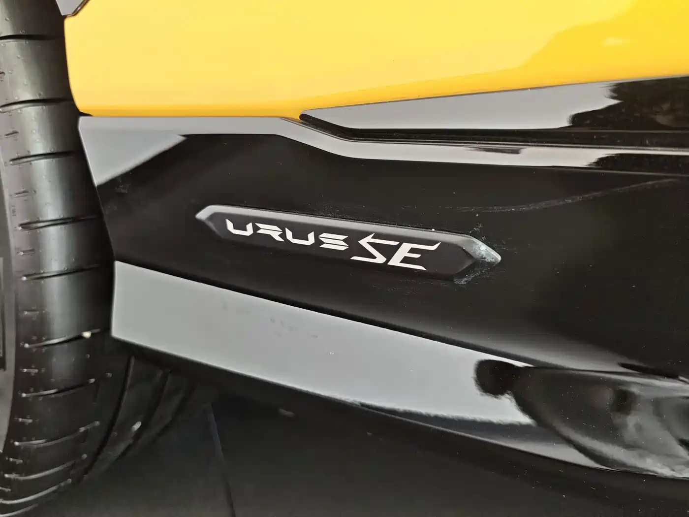 Lamborghini Urus SE 2026 2025 4.0T Standard Edition