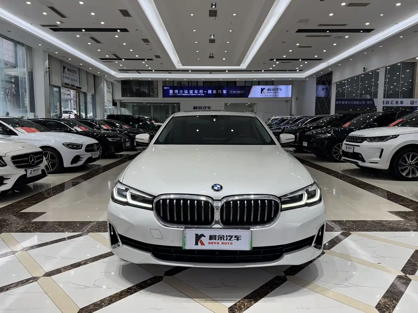 BMW 5 Series New Energy 2021 535Le Luxury Package фото 2