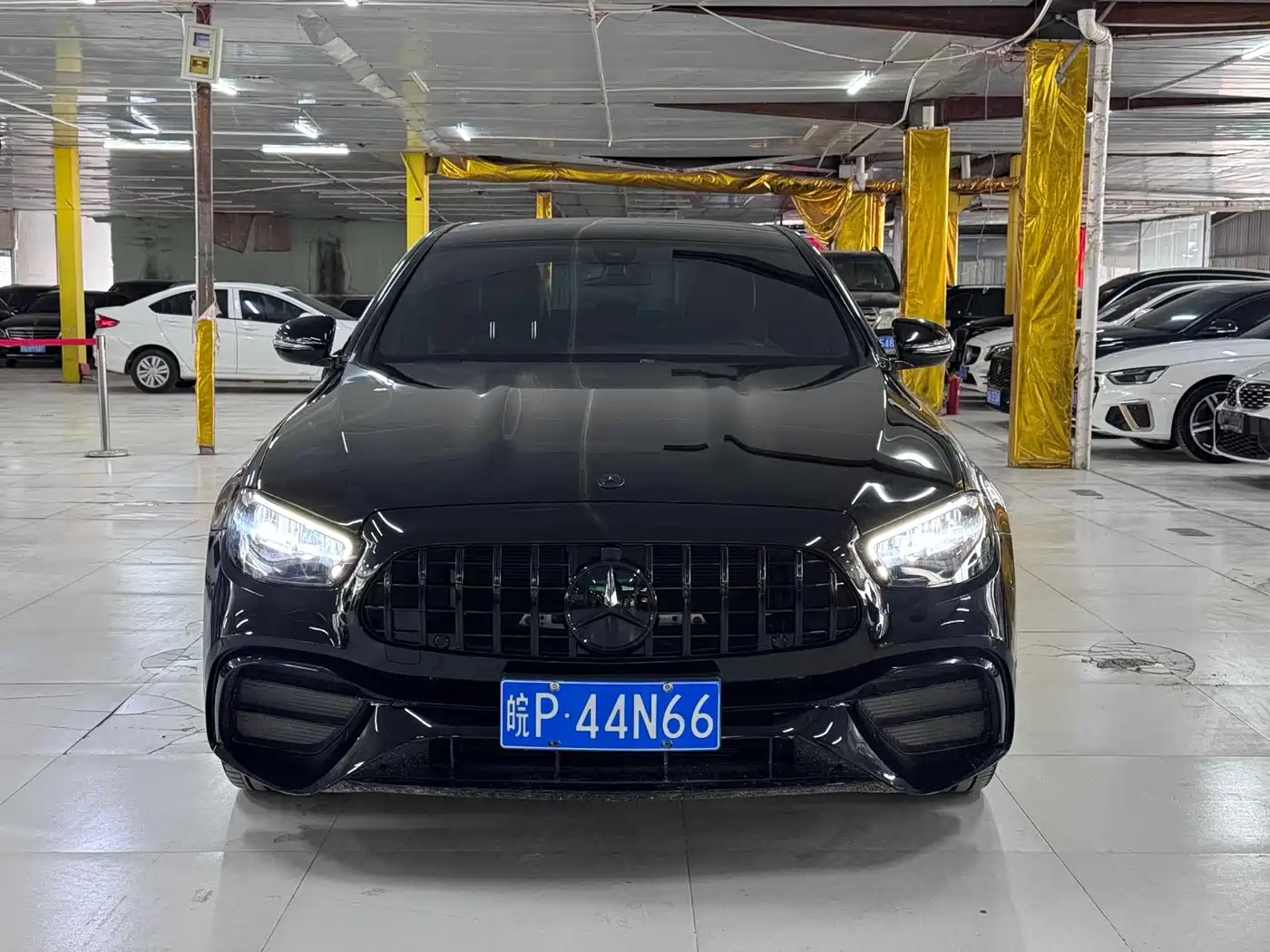 MERCEDES-BENZ E CLASS