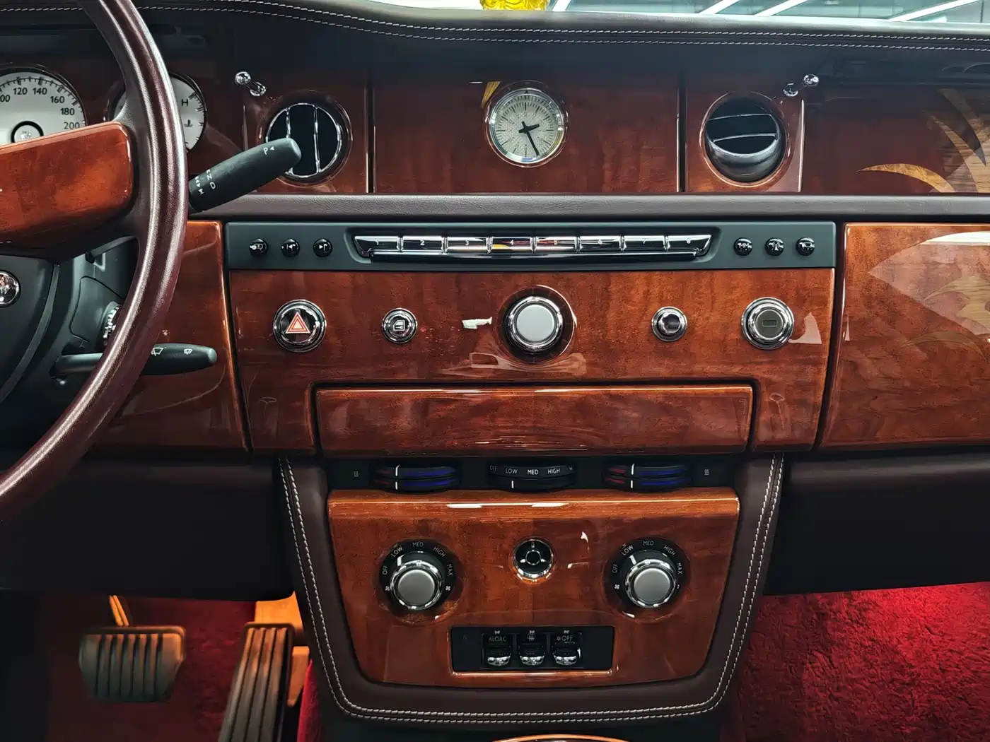 Фото 14 - Rolls-Royce Phantom