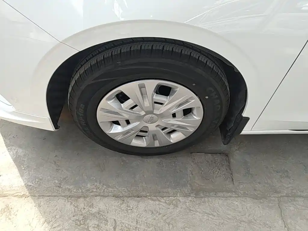 Geely Emgrand 2026 2025 4th Gen 1.5L Manual Starlight Edition