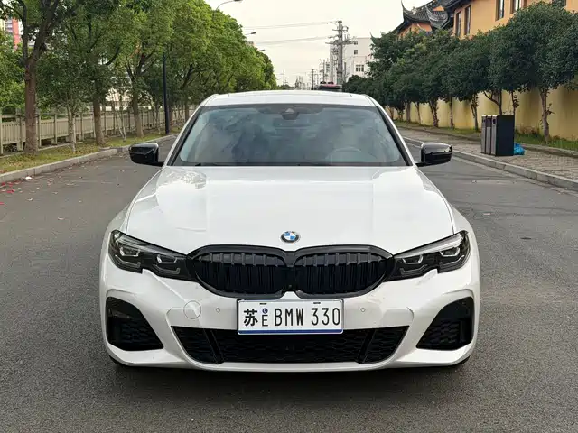 BMW 3 Series 2022 Facelift 325i M Sport Shadow Edition — фото 2