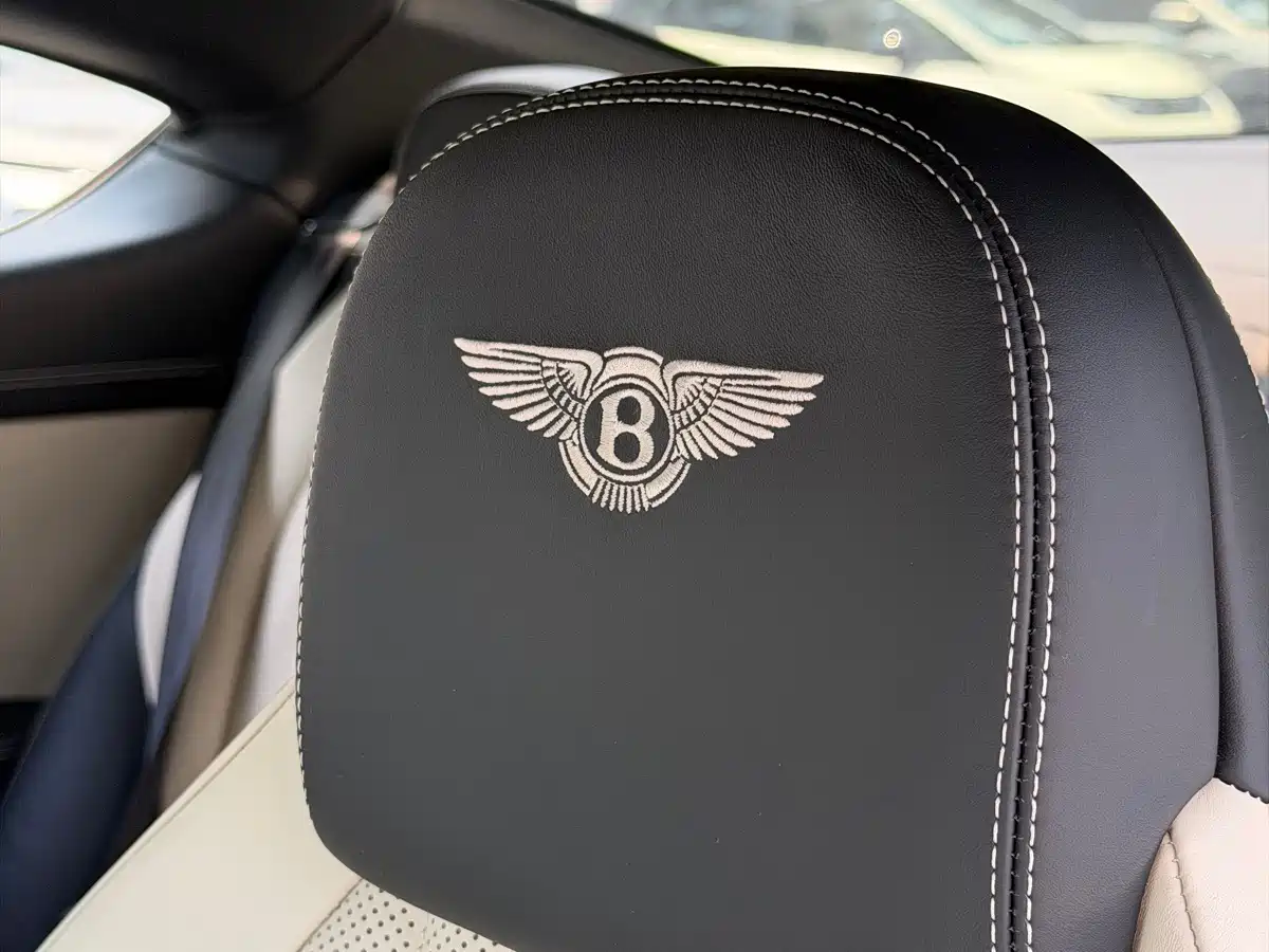 Фото 16 - Bentley Continental