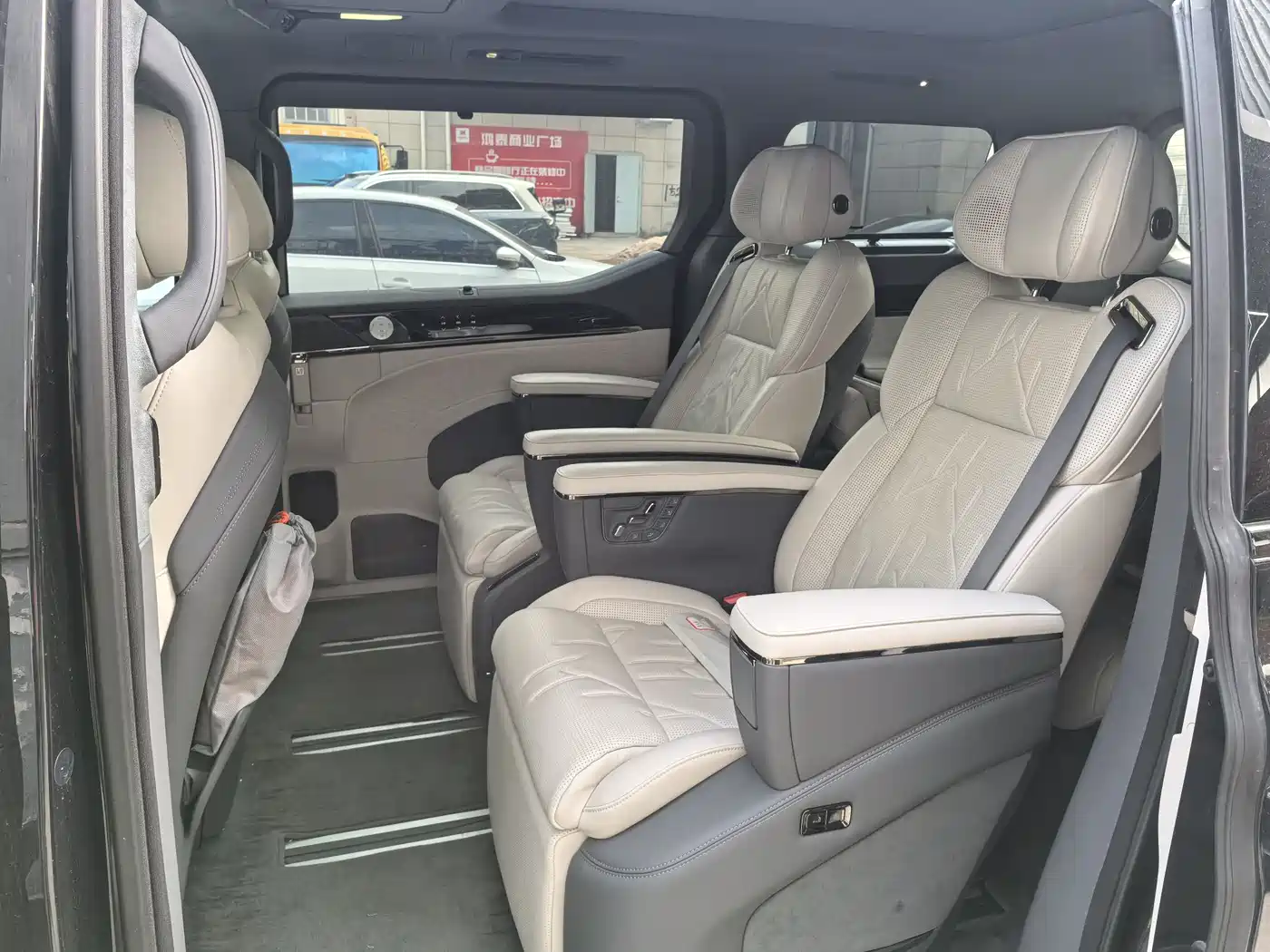 ZEEKR EXTREME KRYPTON 009