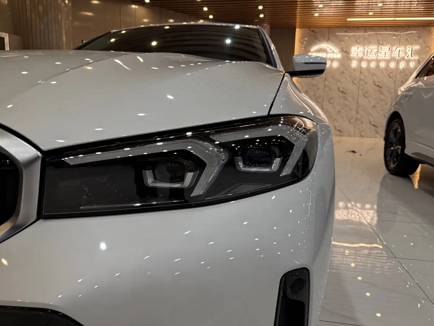 BMW 3 Series 2023 320Li M Sport Package фото 8