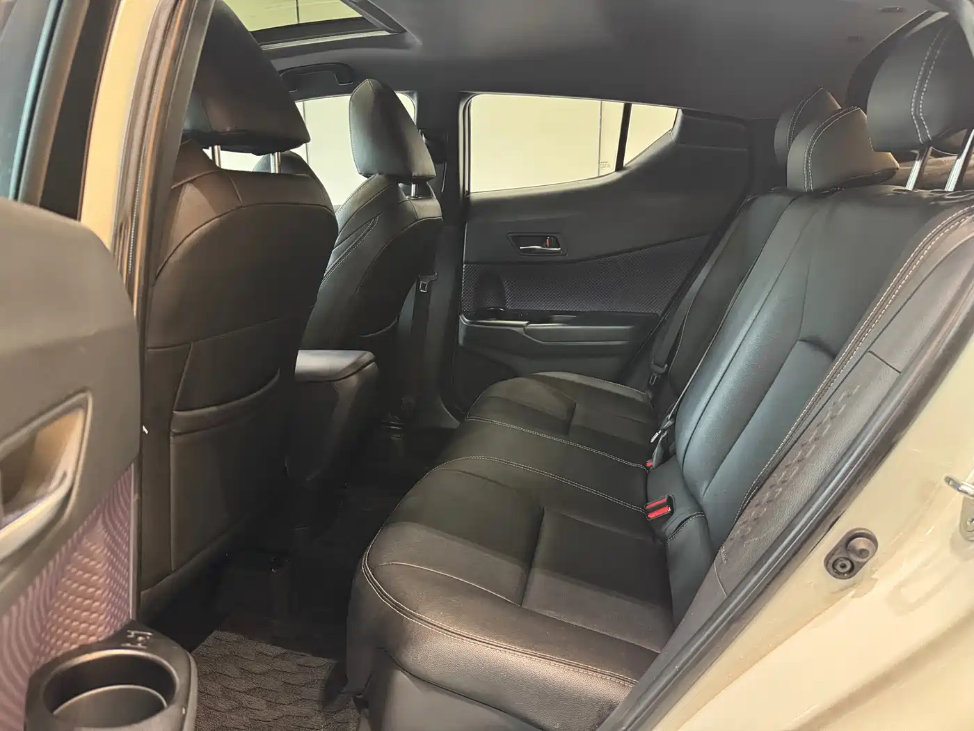 Toyota IZOA 2020 2.0L Yi Xiang Edition фото 6