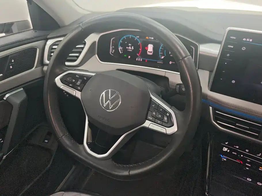 Фото 15 - Volkswagen Tayron