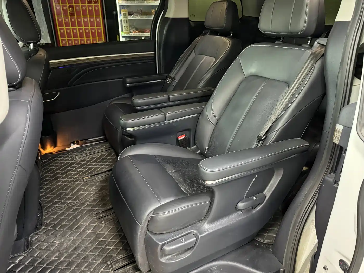 GAC Trumpchi Trumpchi M8 2023 Leading Series 390T Prestige Edition фото 5