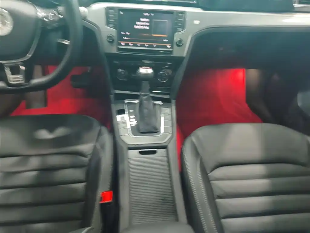 Volkswagen Lamando 2018 280TSI DSG Comfort Edition фото 14