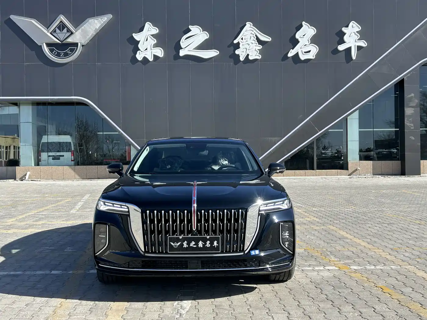 Hongqi H9 2025 2.0T 2WD Qixiang Luxury Business Edition 5-seater фото 3