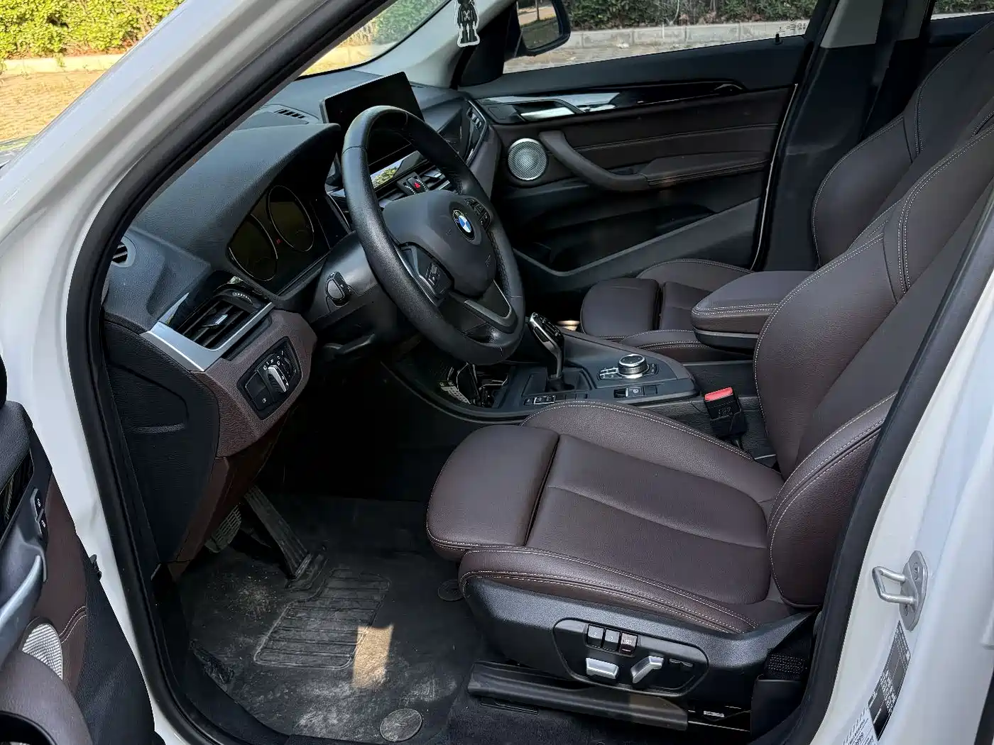 BMW X1 2022 sDrive20Li Fashion фото 7