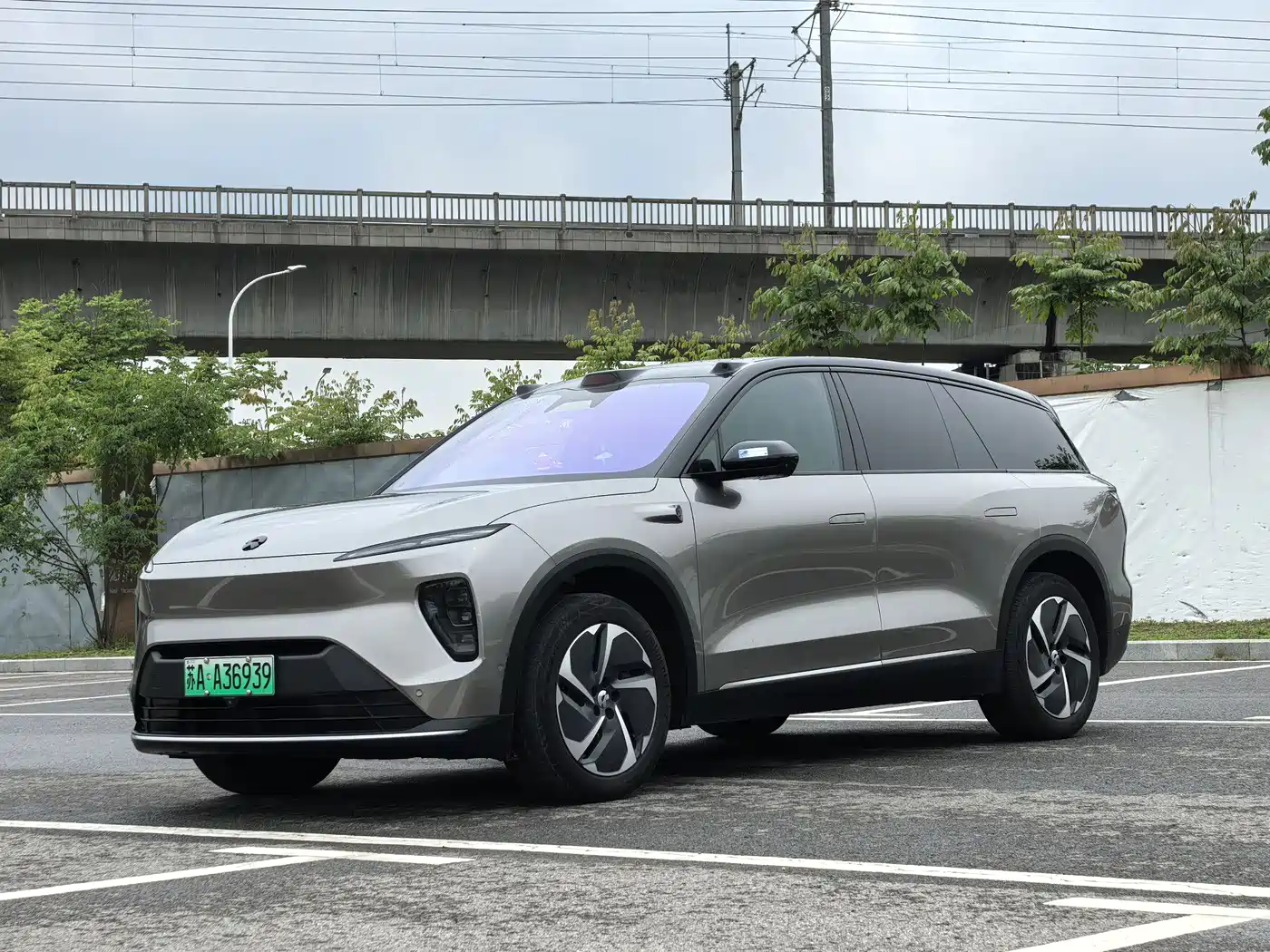 NIO ES8 2023 75kWh