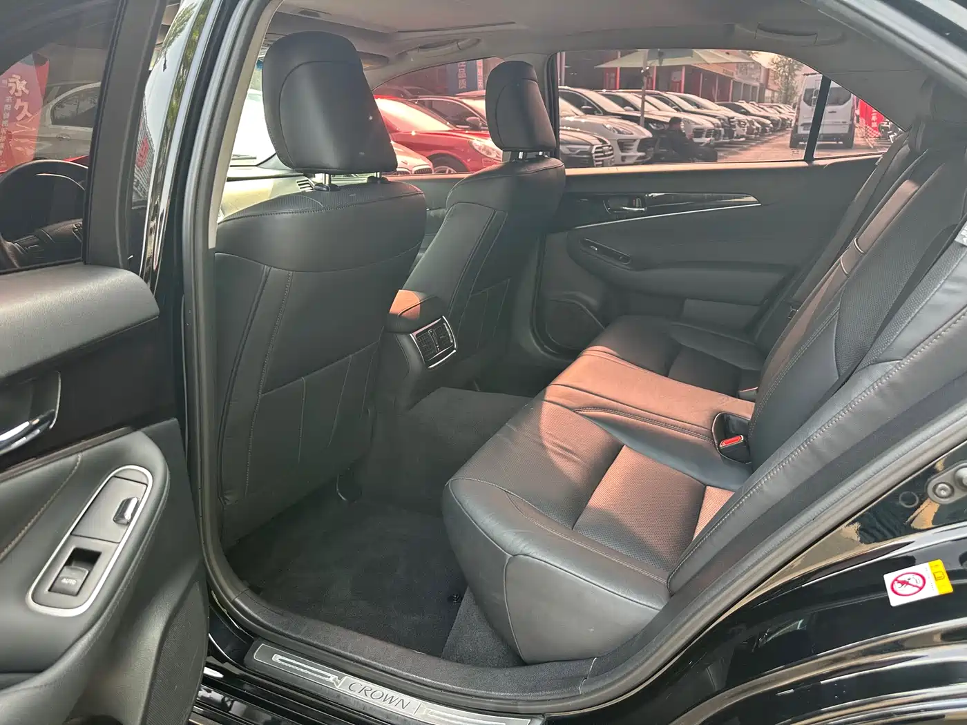 Toyota Crown 2015 2.5L Smart Edition фото 10